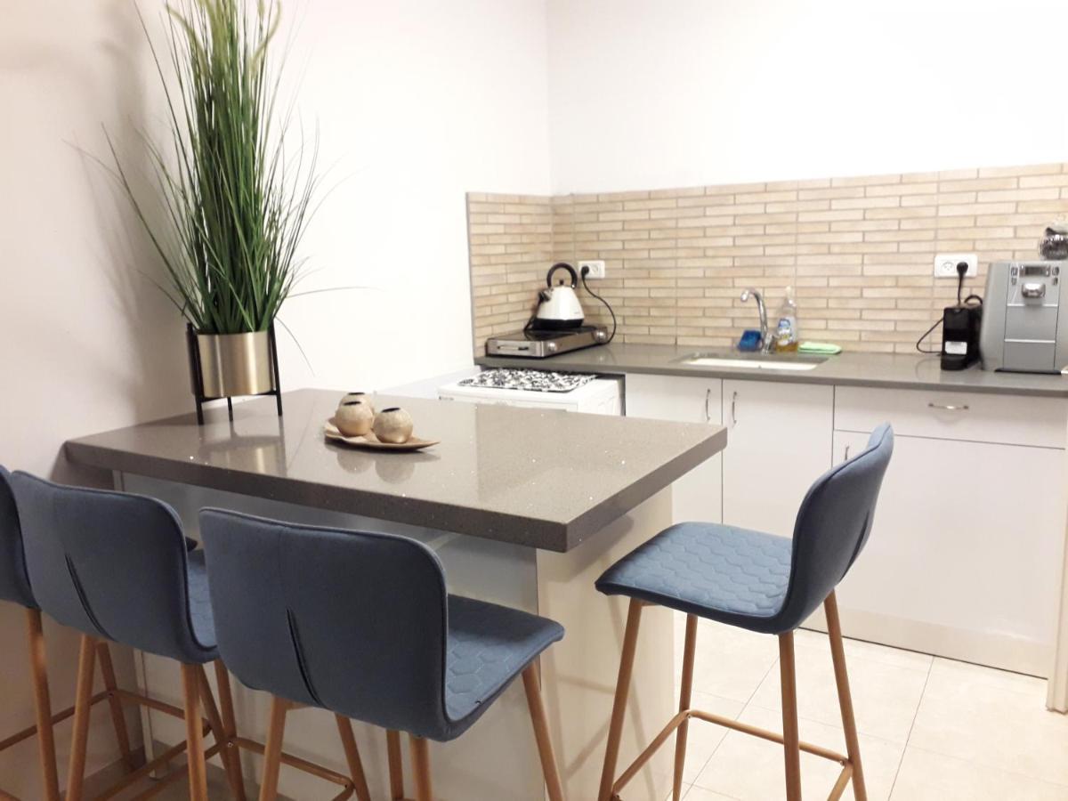 Apartament Bat Yam On The Beach Zewnętrze zdjęcie