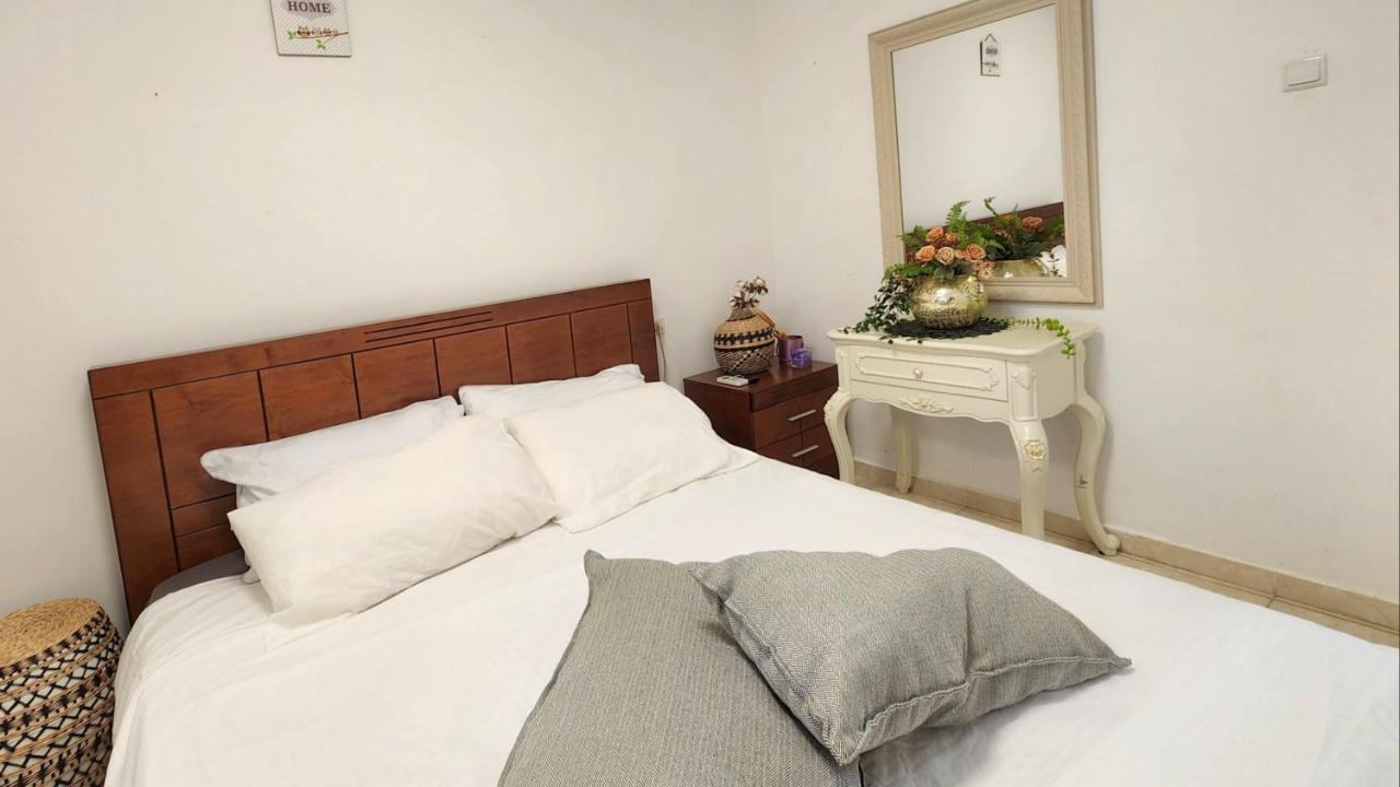 Apartament Bat Yam On The Beach Zewnętrze zdjęcie