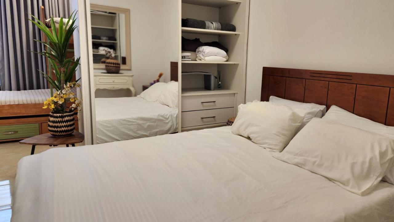 Apartament Bat Yam On The Beach Zewnętrze zdjęcie